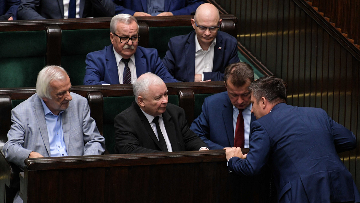 Wybory parlamentarne 2019. Sondaż IPSOS: PiS potrzebuje koalicjanta