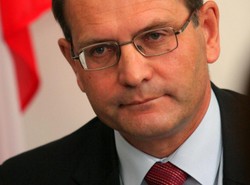 Kłopotek przeprosił Piterę za "chorą kobietę"