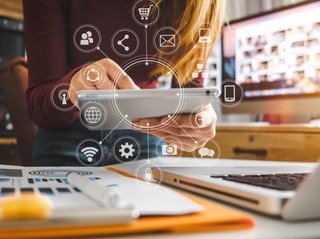 Potrzebujemy administracji do nowych technologii [WYWIAD]