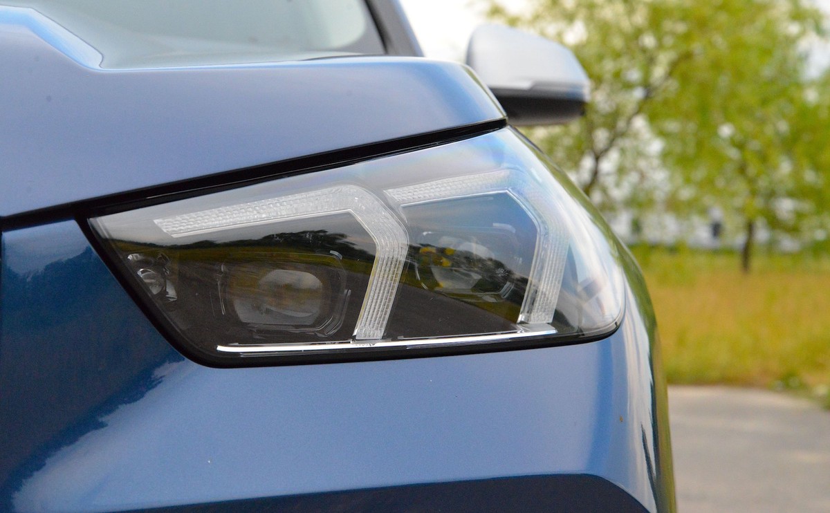 BMW iX1 xDrive30 xLine