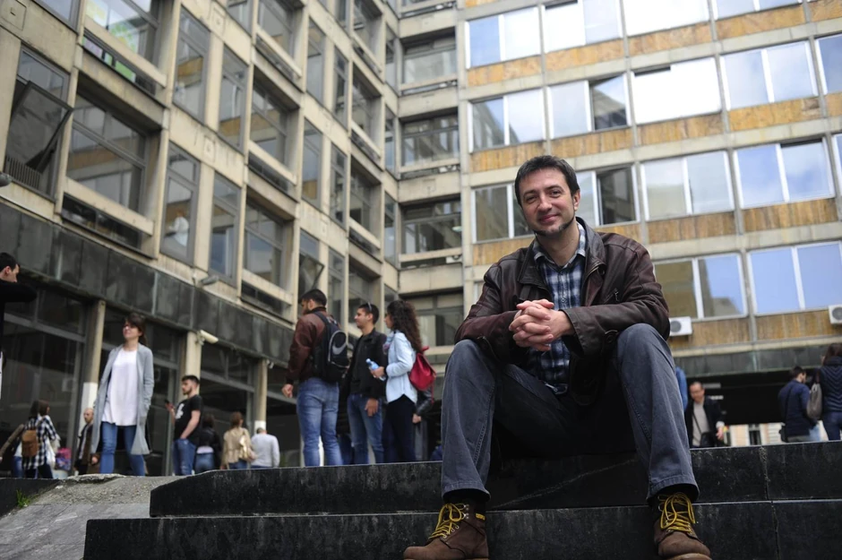 Dr Oliver Tošković