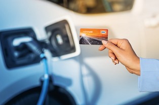 Kartą paliwową za prąd