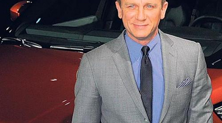 Daniel Craig újra kocsmázna