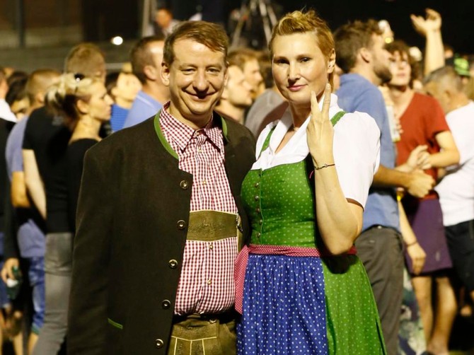 Ima li zanimljivije odevnih gostiju?