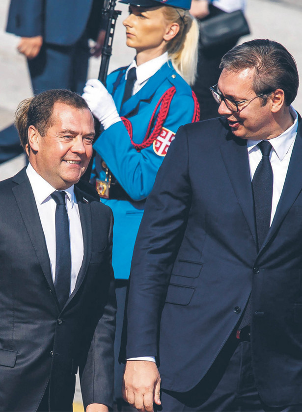 Premier Rosji Dmitrij Miedwiediew i prezydent Serbii Aleksandar Vučić