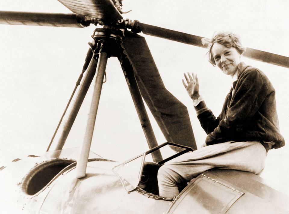Amelia Earhart (1932)