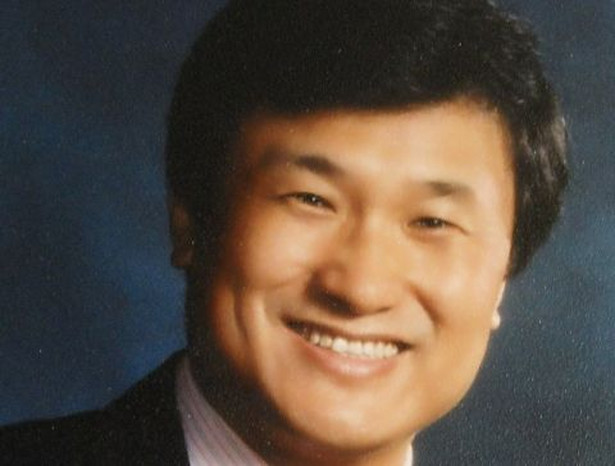 Li Lu, prezes i założyciel Himalaya Capital Management wymieniany jest wśród głównych kandydatów do przejęcia schedy po Warzenie Buffecie. Kariera zdolnego Chińczyka wygląda jak spełnienie amerykańskiego snu. Fot. Karchang888, źródło Wikipedia, licencja Creative Commons Attribution-Share Alike 3.0 Unported.
