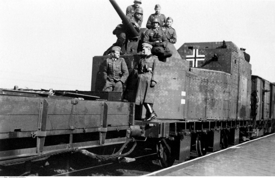 Niemiecki pociąg pancerny w miejscowości Geschütz w 1941 roku