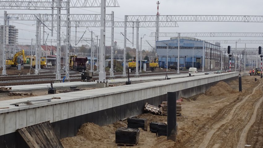 Stacja Olsztyn Główny. Rozrasta się tunel na Zatorze [ZDJĘCIA]