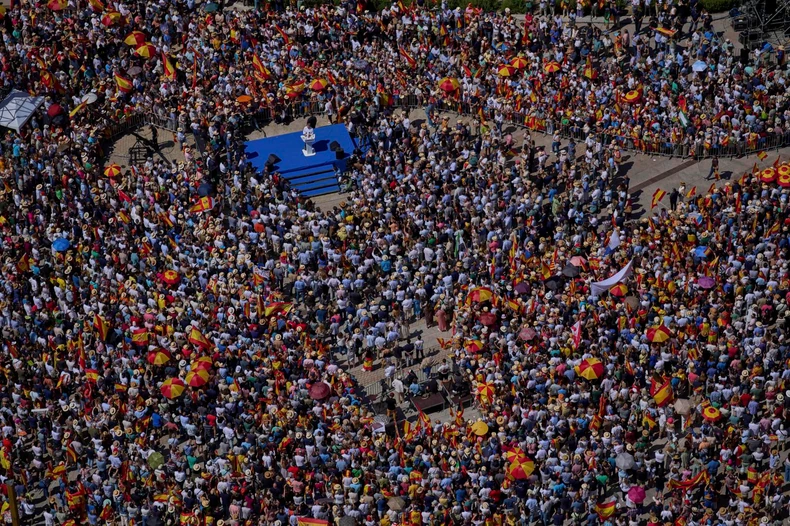 Protest u Španiji protiv vlade Pedra Sančeza
