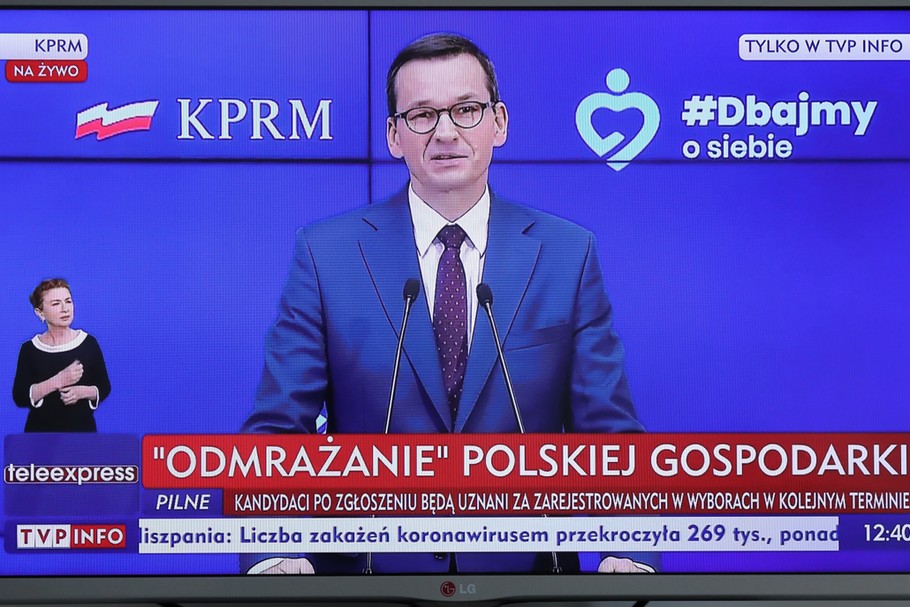 Szczegóły dotyczące rozpoczęcia realizacji III etapu odmrażania gospodarki ogłosił premier Mateusz Morawiecki na wspólnej konferencji prasowej z ministrami zdrowia i edukacji