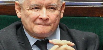 Kaczyński mówi o „kartotece” Tuska