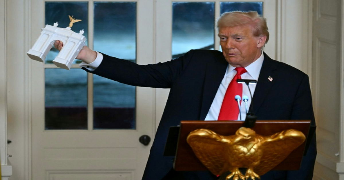 Trump organise un dîner pour les donateurs de sa salle de bal