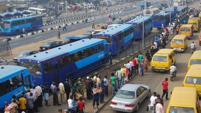 Commuters queuing for BRT buses in Lagos. [File photo]