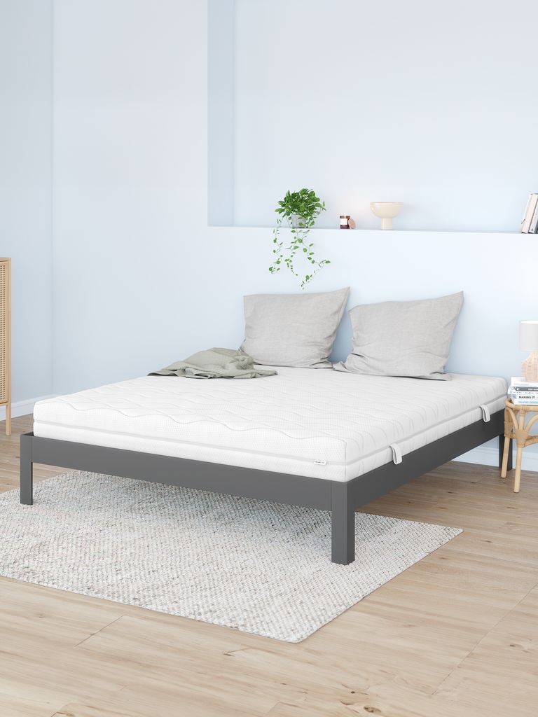 Szánj időt a tökéletes matrac felkutatására: bátran feküdj rá a kedvenc alvó- vagy olvasópózodban - JYSK Rugós matrac STRIA kemény (160x200 cm), 100 000 Ft