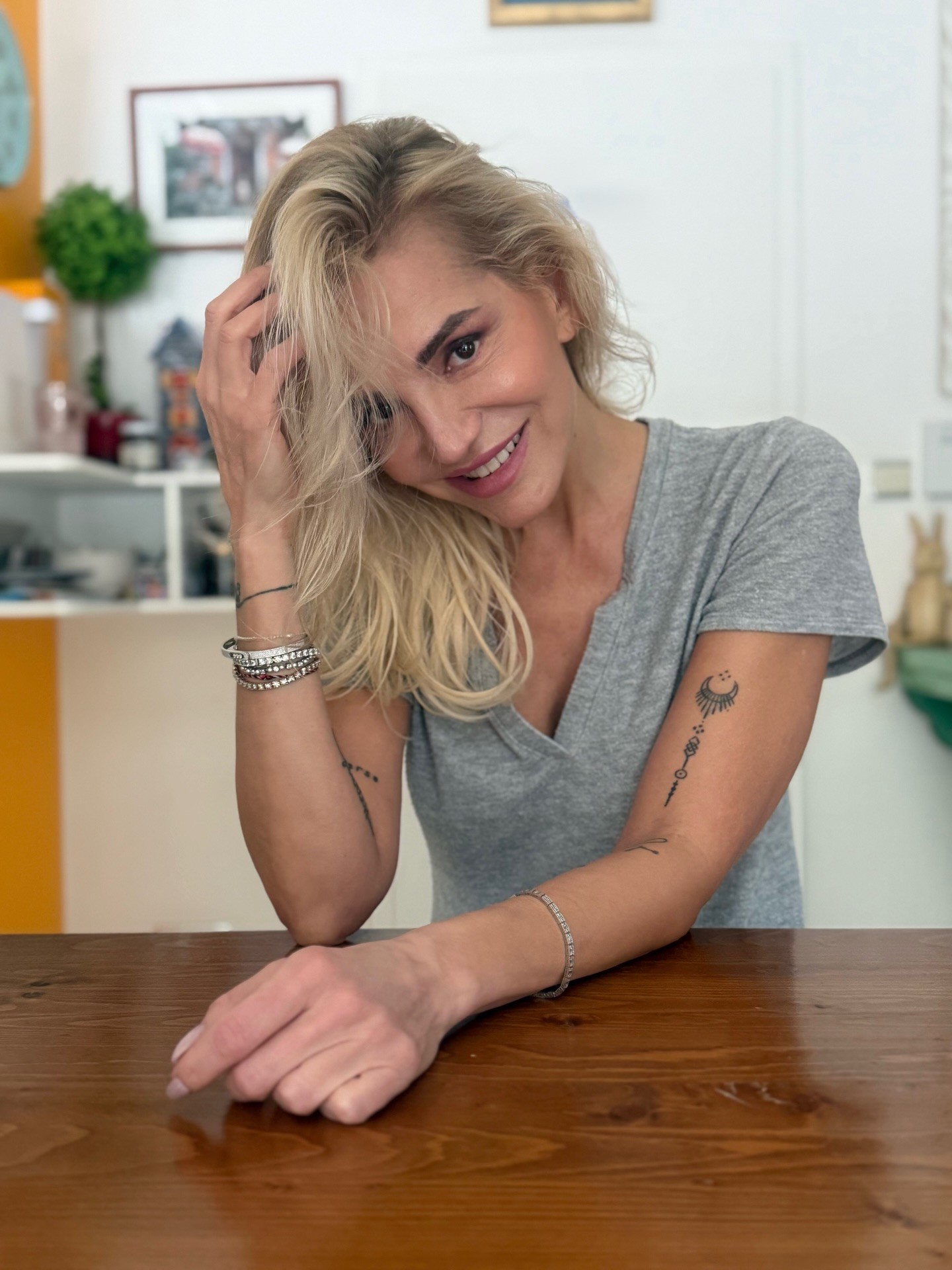 Speváčka Dara Rolins.