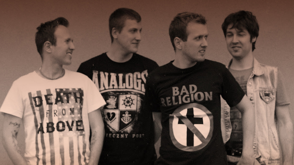 Offensywa to drugi zespół, który wystąpi jako support przed koncertem Rise Against w warszawskim klubie Progresja. Koncert amerykańskiej grupy odbędzie się 10 czerwca. W roli suportu pojawi się również japońska grupa Man with a Mission.