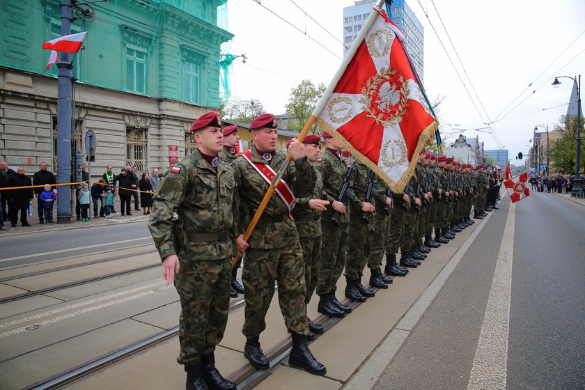 Obchody święta Konstytucji 3 Maja i Święta Najświętszej Maryi Panny Królowej Polski w Łodzi odbyły się w Archikatedrze Łódzkiej i przed Grobem Nieznanego Żołnierza