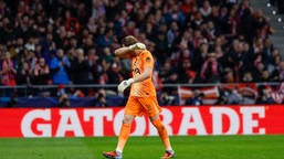 dwa koszmarne błędy w dziewięć minut. antonin kinsky zaliczył najgorszy debiut w lidze mistrzów