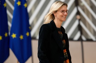 Media: Paryż tworzy sojusz krajów popierających energetykę jądrową