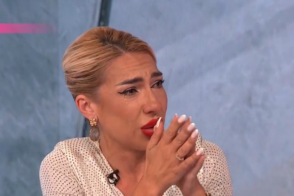 JOVANA JEREMIĆ SE SLOMILA U PROGRAMU UŽIVO Kroz suze progovorila o pokojnom ocu i leku koji nije uspela da mu nabavi: "Džaba vam i pare i avioni ako se razbolite"