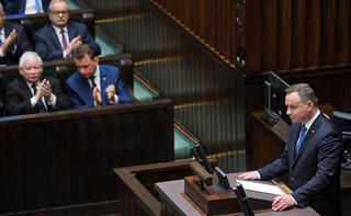 Ile mają zarabiać politycy? Suweren odpowiada [SONDAŻ DGP I RMF FM]