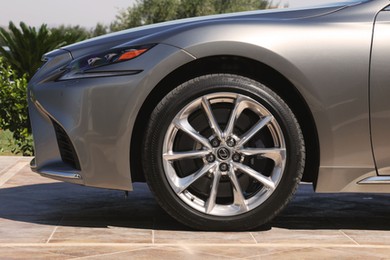 Lexus i Toyota najbardziej niezawodne. Używane hybrydy lepsze od silników spalinowych