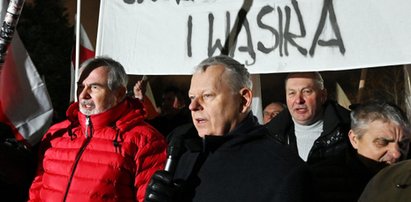 Marek Suski w nocy chciał wejść do więzienia w Radomiu. Taką dostał odpowiedź