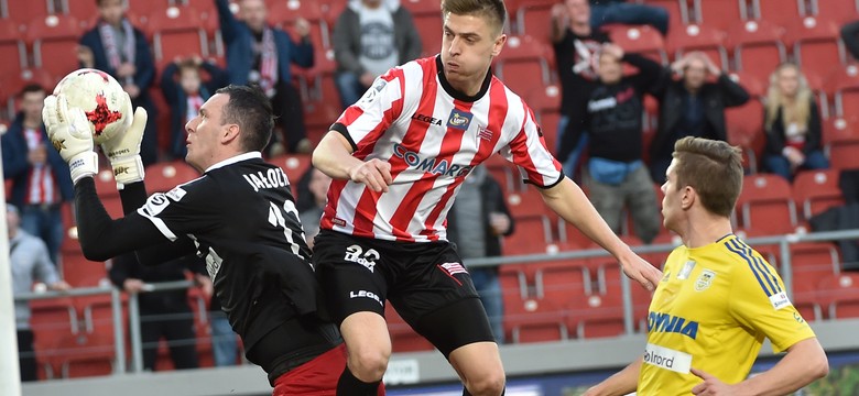 Lotto Ekstraklasa: Cracovia okradziona z gola. Sędziowie nie zauważyli, ze piłka wpadła do bramki
