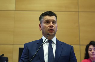 Małopolska z nowym marszałkiem. Kim jest Łukasz Smółka?