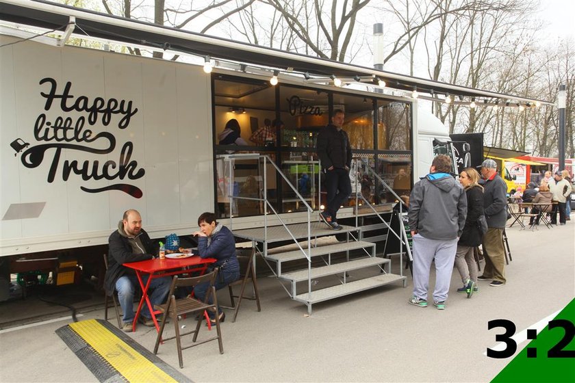 Zlot Food Trucków w M1