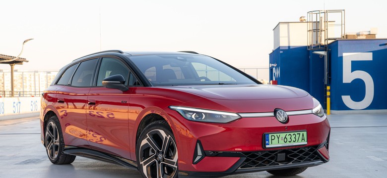 Samochód elektryczny bije spalinowy. Badacze pokazali dowody