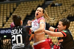 MŚ piłkarek ręcznych. Tragiczny mecz Polek. Dostały tęgie lanie od Niemek