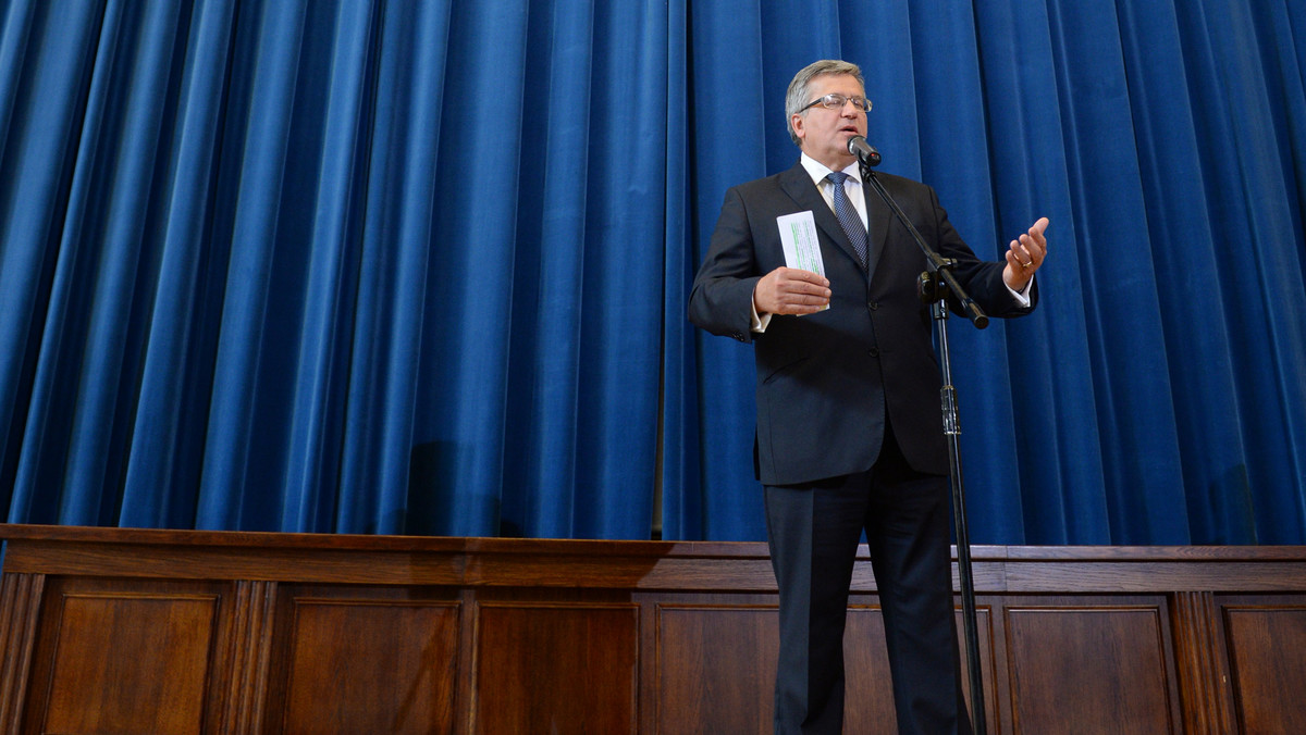 Prezydent Bronisław Komorowski odsłoni jutro tablice epitafijne z nazwiskami zamordowanych w Katyniu, znajdujące się w tzw. działobitni Cytadeli Warszawskiej, gdzie powstaje Muzeum Katyńskie. Uroczystość odbędzie się w 75. rocznicę agresji sowieckiej na Polskę.