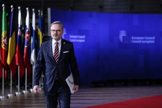Premier Czech: Zgromadziliśmy środki na zakup 300 tys. sztuk amunicji dla Ukrainy