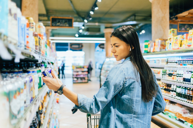 Ceny w sklepach niepokojąco rosną. Z czego to wynika i jakie produkty drożeją najbardziej?