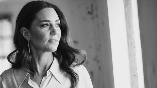 A történelem megismétli önmagát: Katalin hercegnével megismétlődött az anyakirályné története