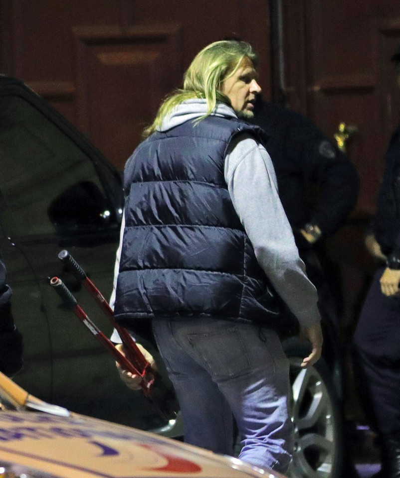 Kim Kardashian została napadnięta przez pięciu "policjantów". Celebrytkę okradziono z biżuterii wartej miliony