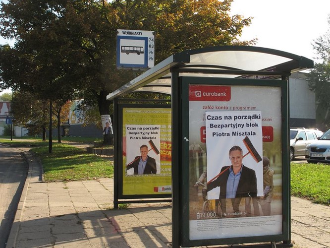 Kampania wyborcza 2014 - Chłopak z miotłą