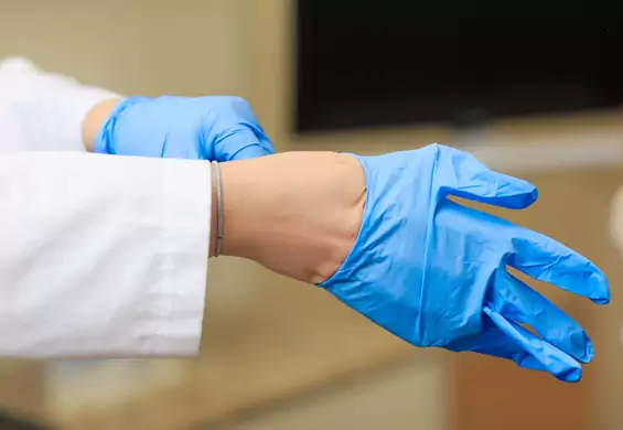 Jaki rodzaj "gumowych" rękawiczek wybrać do ochrony przed koronawirusem?