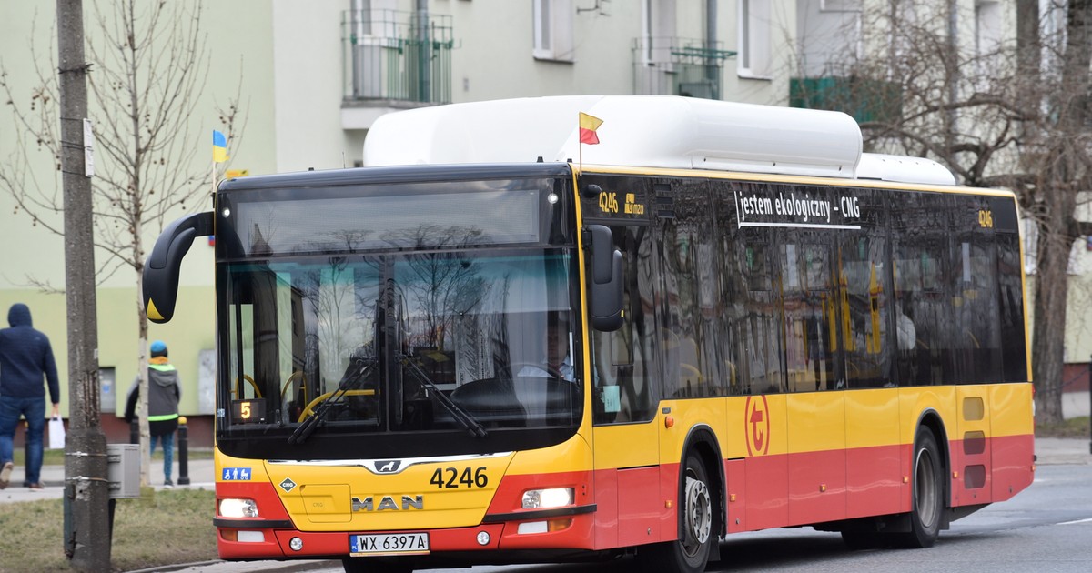 Warszawski ZTM chce "ucywilizować" pasażerów. Kontrolerzy będą wypraszać za takie zachowania