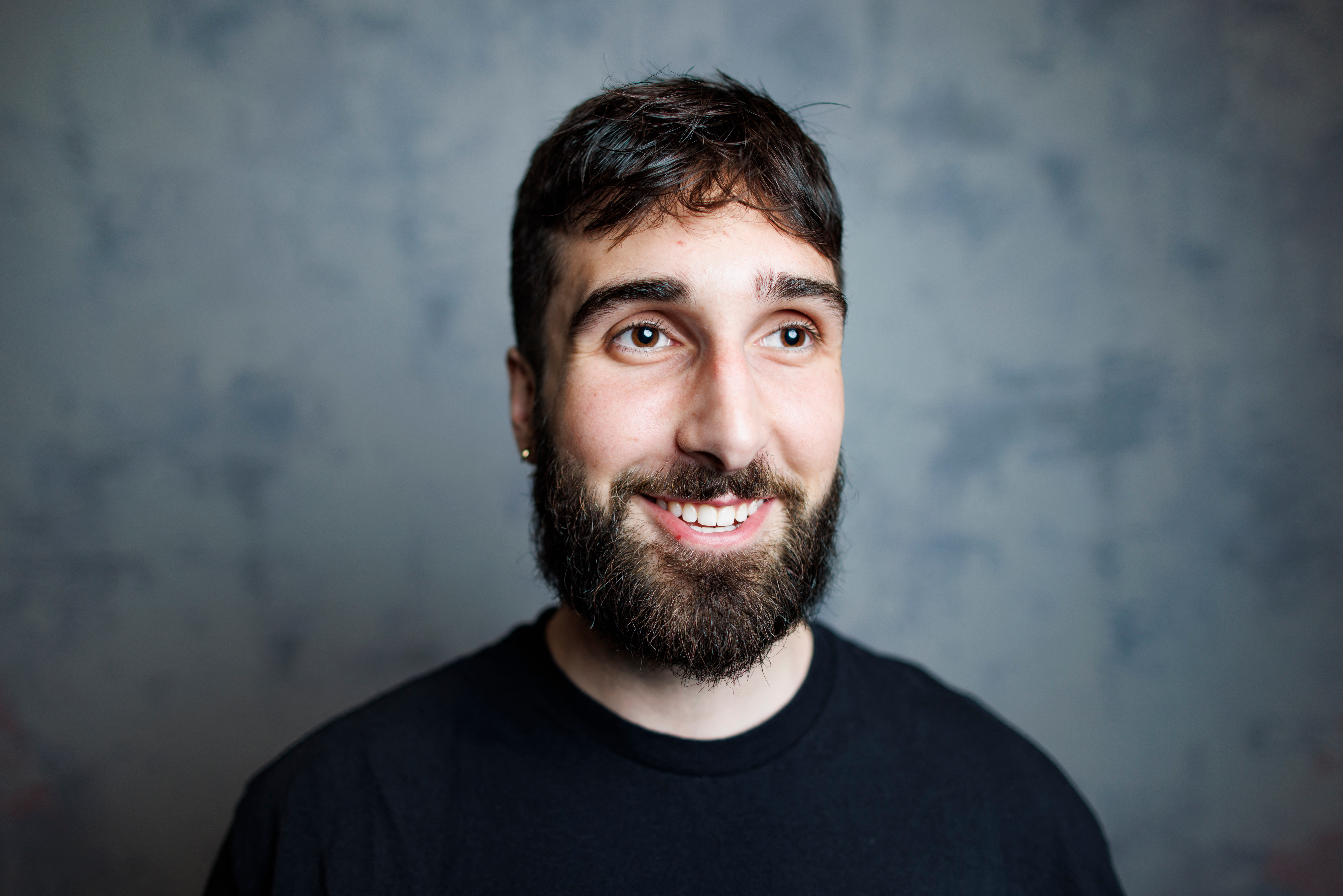 Fiducia e IA: chi diffida delle persone rifiuta tecnologia