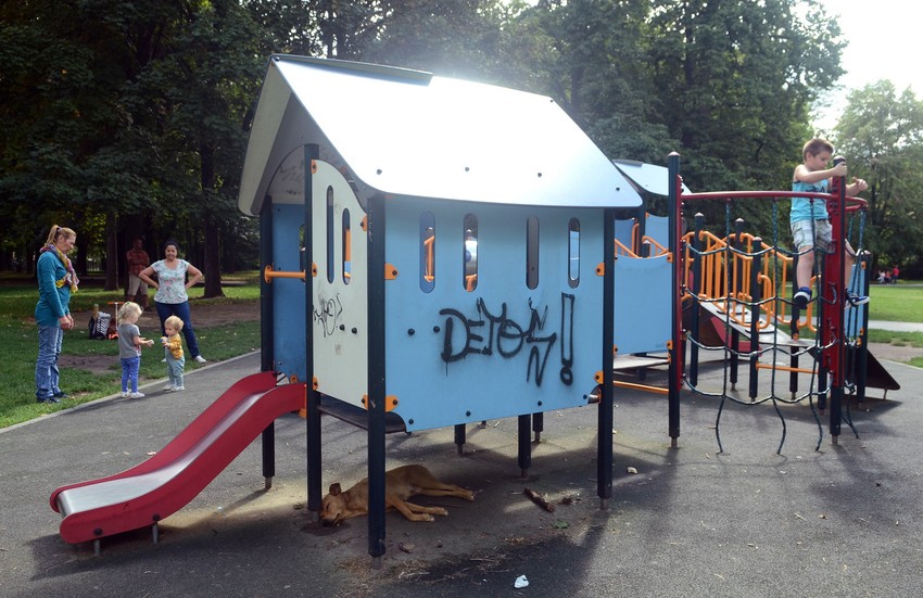 Za ovaj park nadležna je policijska ispostava Detelinara, a kako nezvanično saznajemo, određen je pozornik koji ga obilazi, ali nije uvek tu