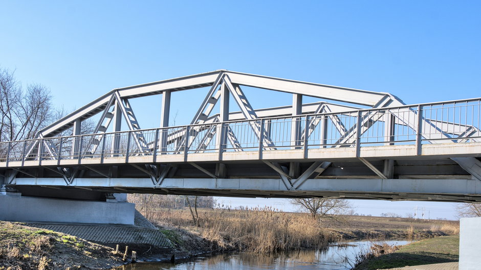 Most w Maurzycach - pierwszy spawany most drogowy na świecie