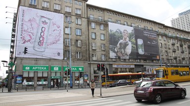 Sejm za poprawkami Senatu: będą wyższe kary za nielegalne reklamy