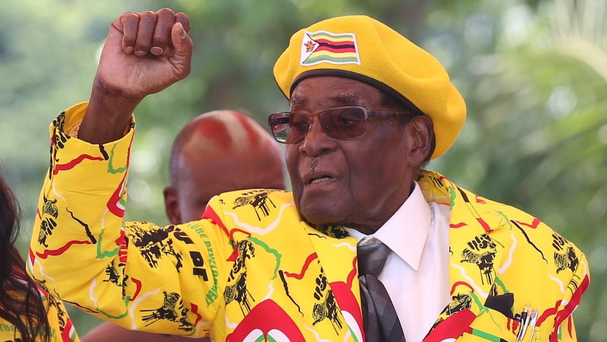 Prezydent Zimbabwe i przewodniczący rządzącego Afrykańskiego Narodowego Związku Zimbabwe - Frontu Patriotycznego (ZANU-PF), 93-letni Robert Mugabe, został usunięty w niedzielę ze swej funkcji w partii - poinformowały źródła w tym ugrupowaniu.