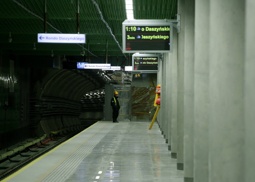 Metro otworzą dopiero na wiosnę 