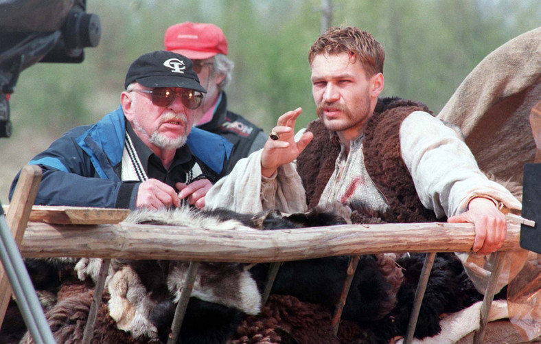 Jerzy Hoffman i Michał Żebrowski na planie "Ogniem i mieczem"