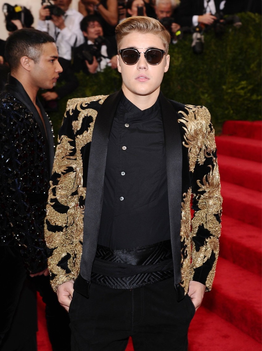 Prekršio je pravilo Met Gala bala, pravio je selffije i objavio je na Instagramu