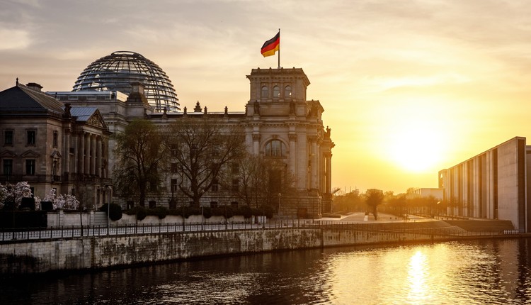 Niemcy odwracają się plecami do USA? Nie będziemy uczestniczyli w tym konflikcie"